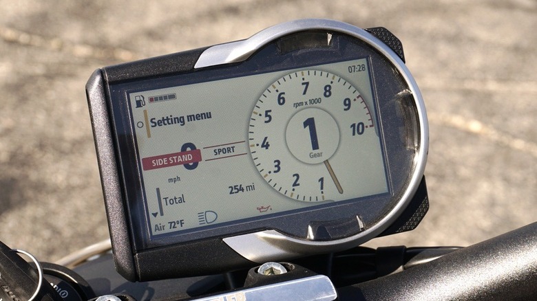 The 4.3-inch TFT color display on the 2025 Ducati Scrambler's handlebar.