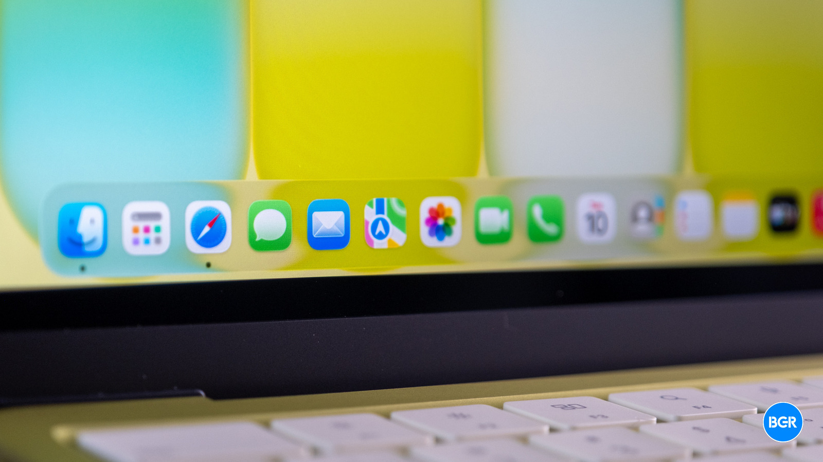 MacBook Neo vs iPad 11: Best Budget Productivity Buy