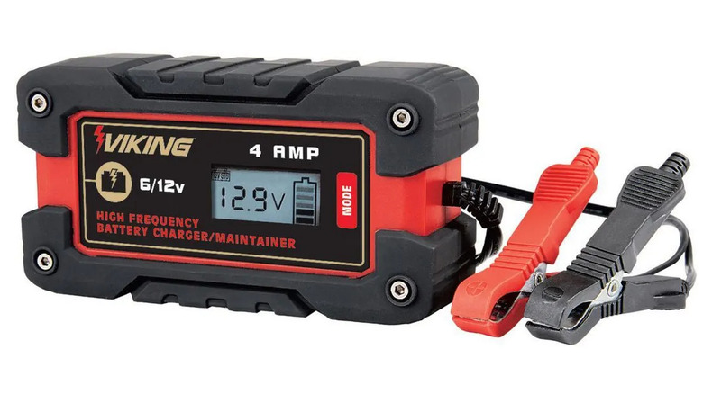 Compact Viking 4 Amp fully automatic microprocessor-controlled battery charger against a white background.