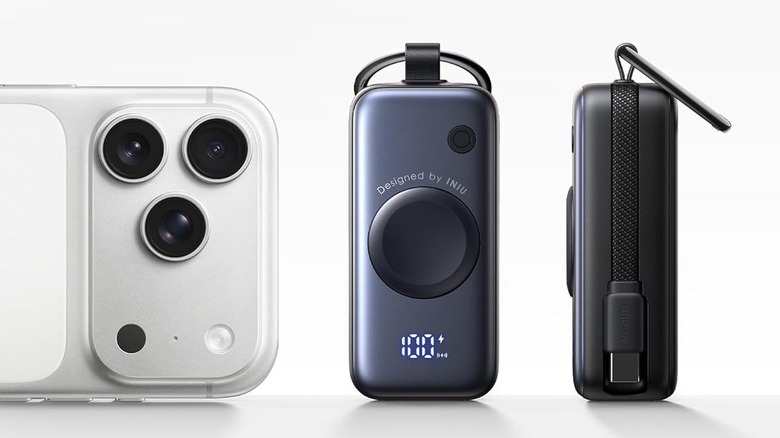 The Iniu SnapGo mini charger with its integrated USB-C cable and circular wireless charging pad.