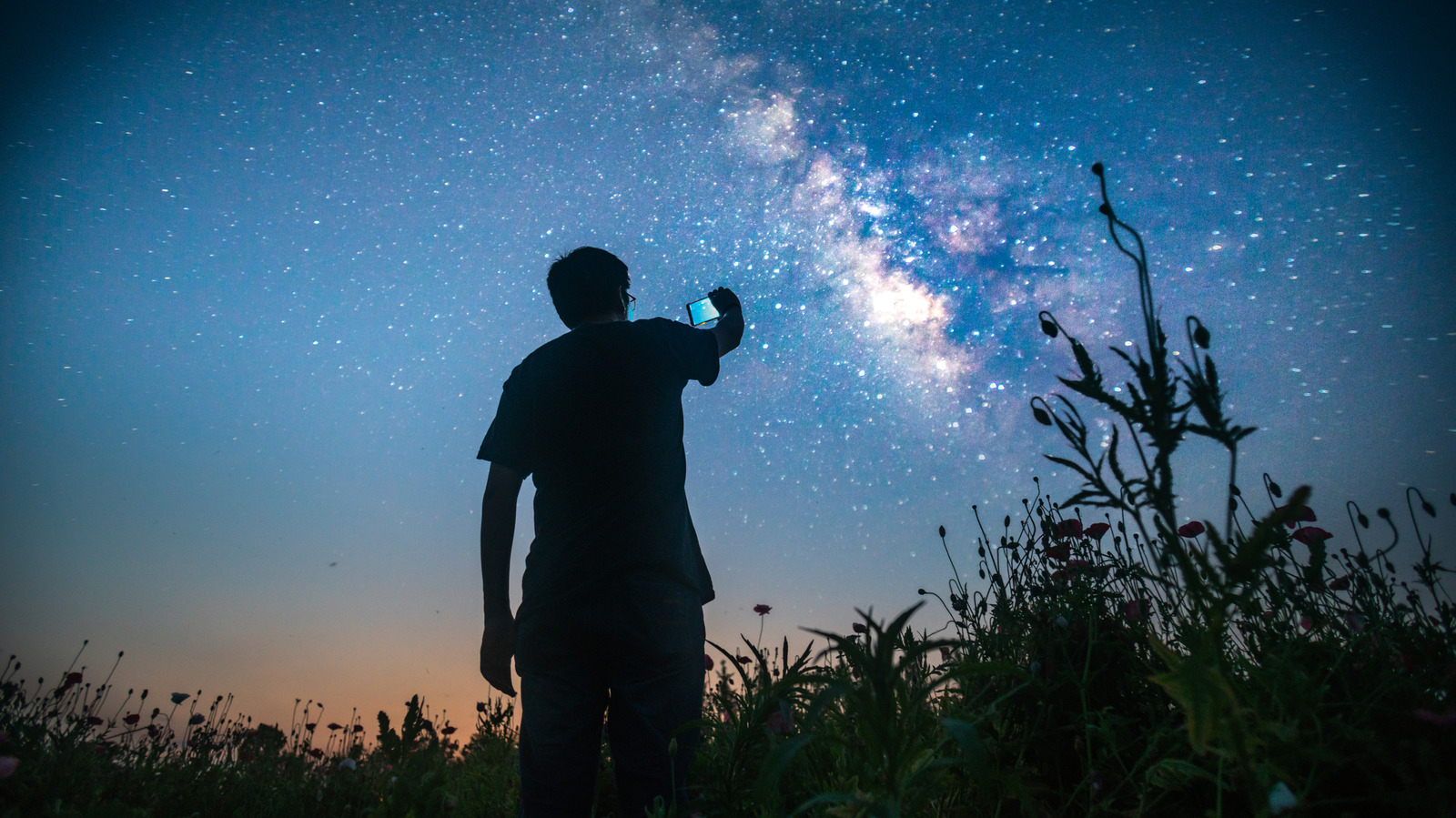 2026 Planetary Alignment: Smartphone Photography Guide