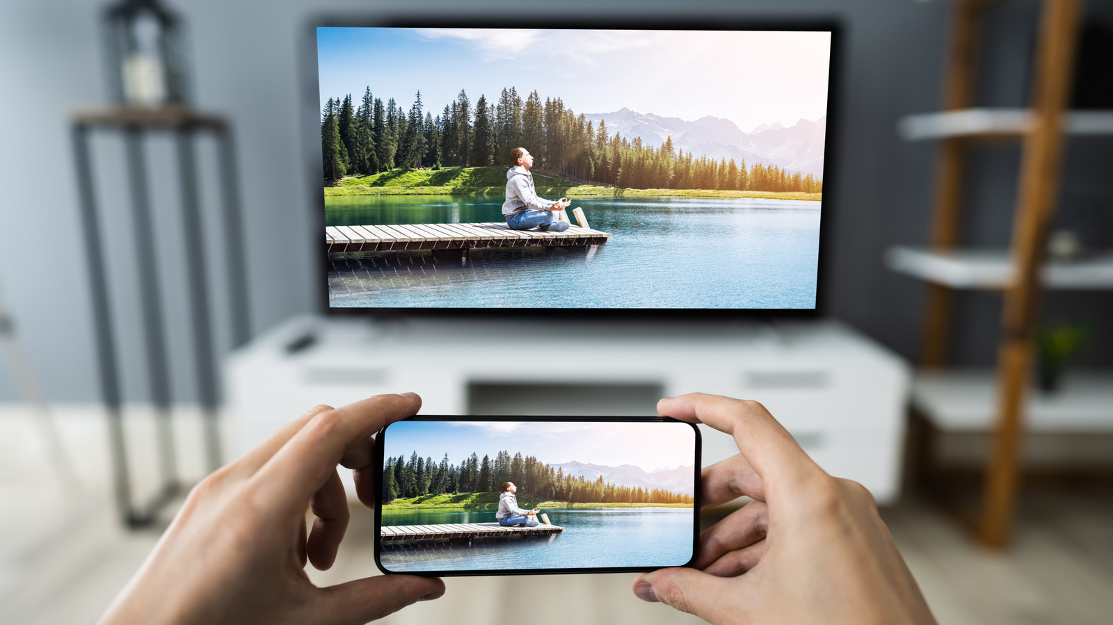 4 Simple Ways for Android Screen Mirroring to Any TV