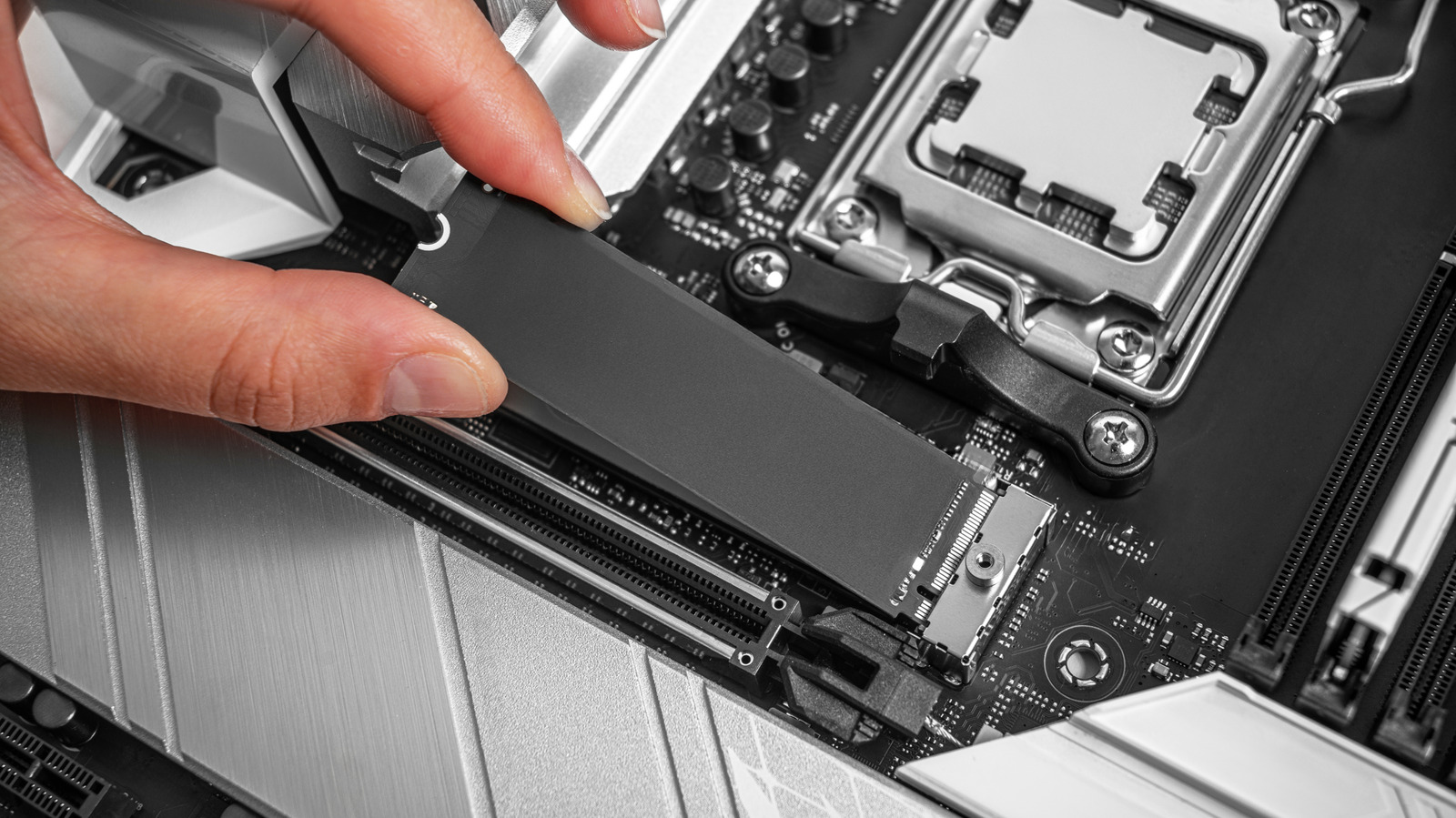Thermalright TR-M.2: Best $10 M.2 SSD Heatsink