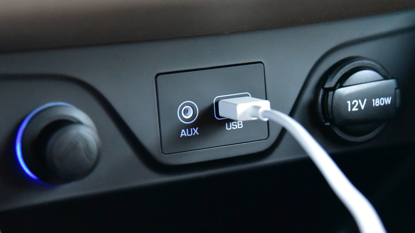 4 Hidden USB Car Gadgets Every Driver Should Own
